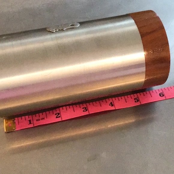 Selwin Pewter mug, 6” tall, wood inlaid handle. - Picture 8 of 9